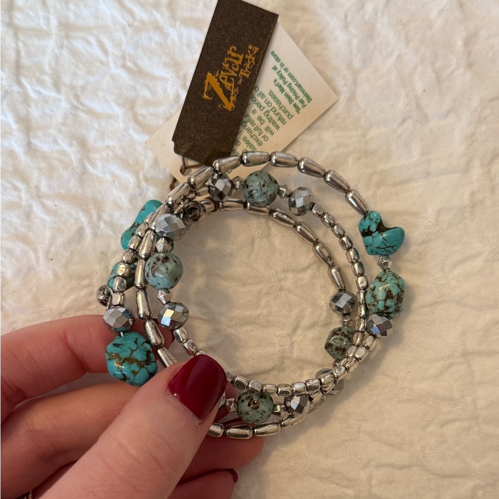 Turquoise & Silver Beaded Wrap Bracelet – NWT - Picture 5 of 8